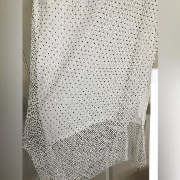 Sincerely Jules white sequin net mesh cropped tank top and skirt set size medium - Picture 17 of 17